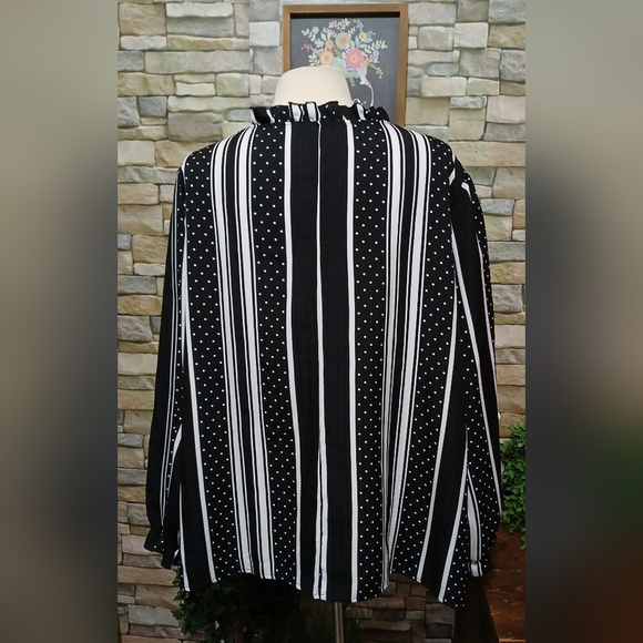 Elegant 5X Black and White Striped and Polka Dot Blouse Whimsigoth Edwardian - Picture 2 of 3